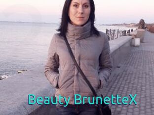 Beauty_BrunetteX