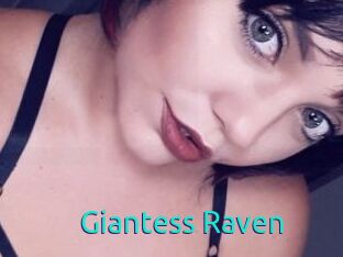 Giantess_Raven