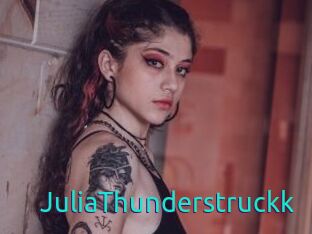 JuliaThunderstruckk