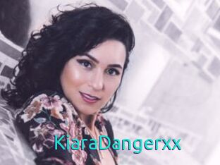 KiaraDangerxx