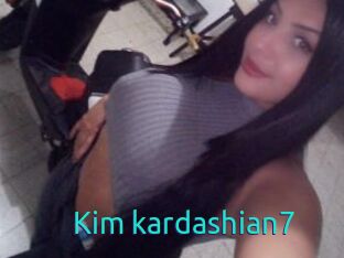 Kim_kardashian7