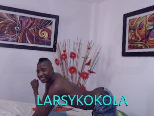 LARSYKOKOLA