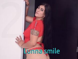 Lunna_smile