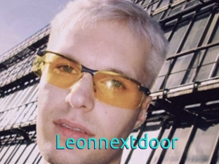 Leonnextdoor