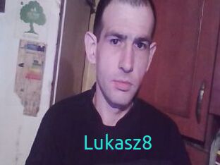 Lukasz8