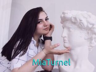 MiaTurnel