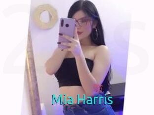 Mia_Harris