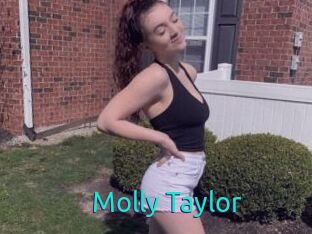 Molly_Taylor