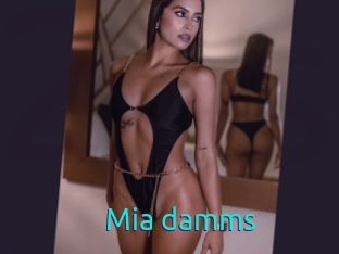 Mia_damms