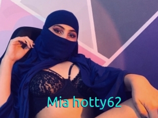 Mia_hotty62