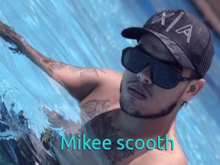 Mikee_scooth