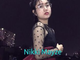 Nikki_Mayze