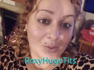 RoxyHugeTits