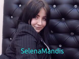 SelenaMandis