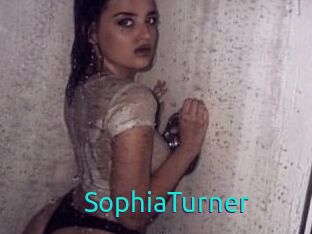 Sophia_Turner