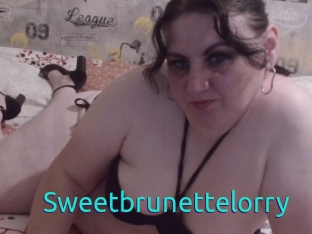 Sweetbrunettelorry