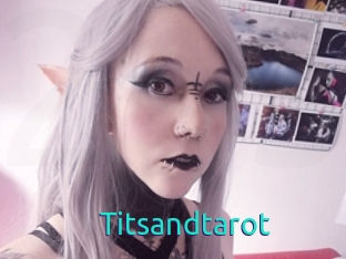 Titsandtarot